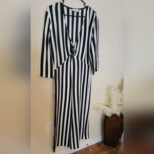 EXCELLENT CONDITION! LEA & VIOLA JUMPSUIT